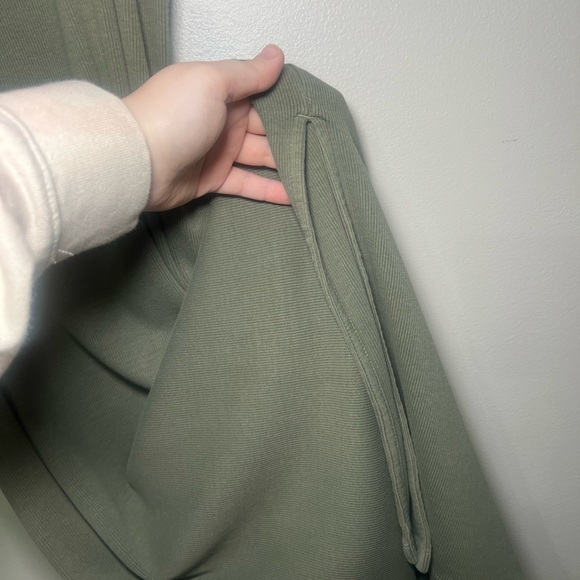 Sleeveless Olive Green Maxi Dress - Picture 3 of 3